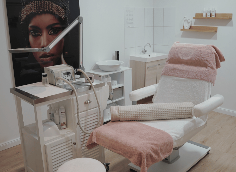 Behandlungsraum für Radiofrequenz Behandlung in Bedburg